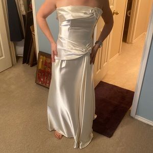 Cream old Hollywood style prom dress
